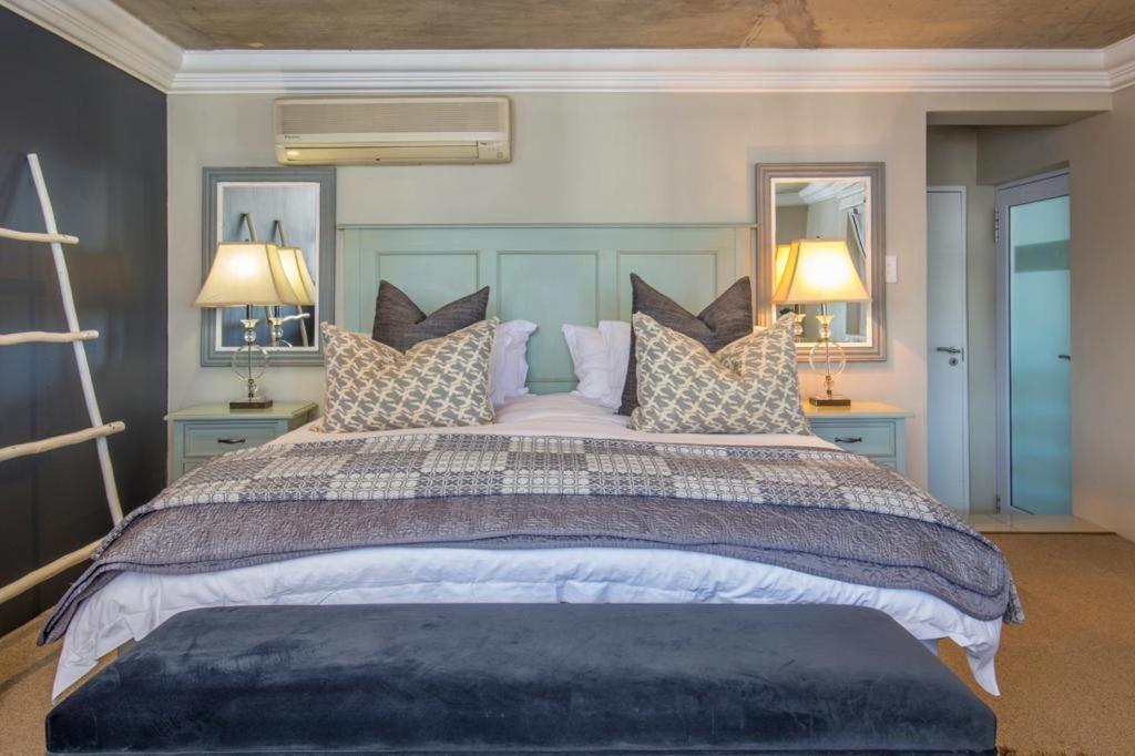 Thesen Harbour Town Apartments @ Beautiful Knysna Villas Екстер'єр фото